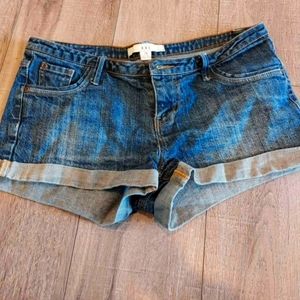 Women short